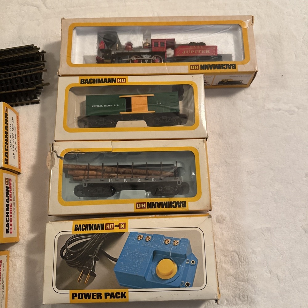 VTG Bachman The Old Timer HOScale Train Set 4-4-0 Loco Tender 5 Cars CPRR Tested - Picture 3 of 16